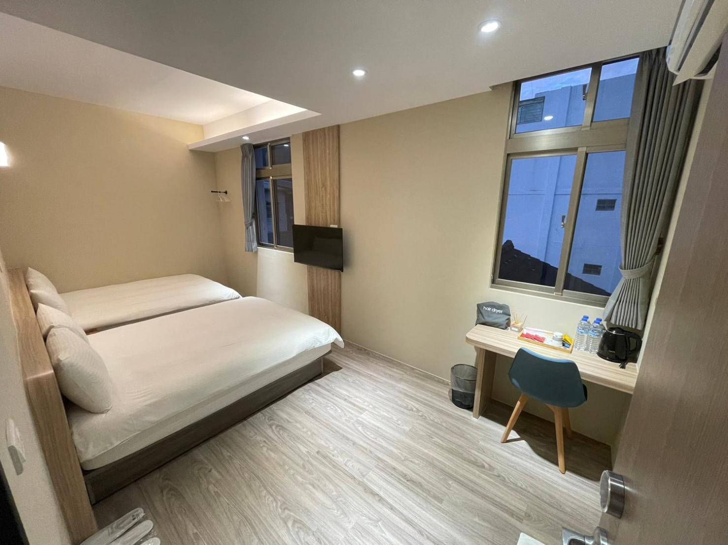 Shuntai Inn Fengshan  ภายนอก รูปภาพ