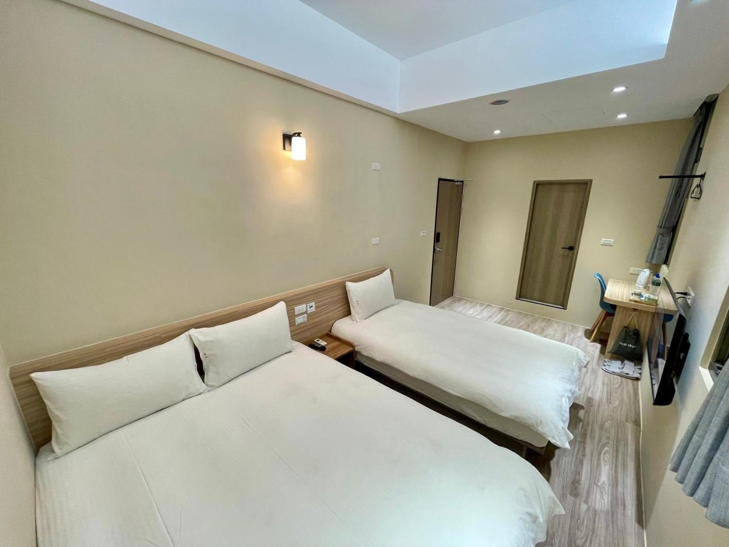 Shuntai Inn Fengshan  ภายนอก รูปภาพ